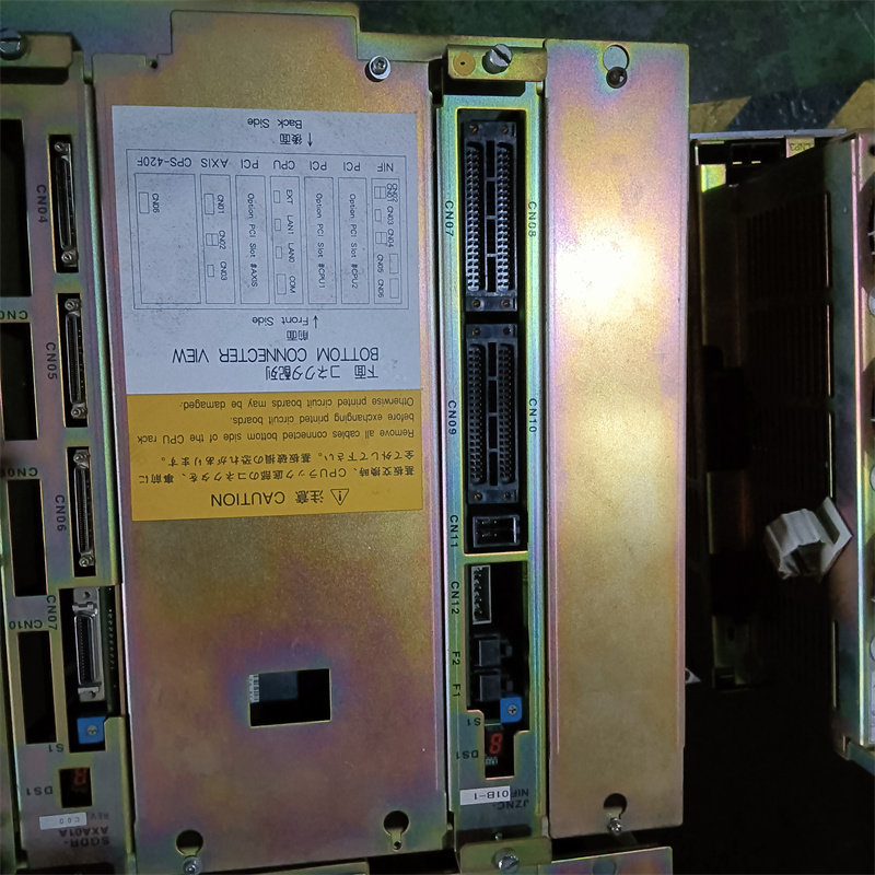CPS-420F SGDR-AXA01A JZNC-NIF01B-1 中古のロボット部品