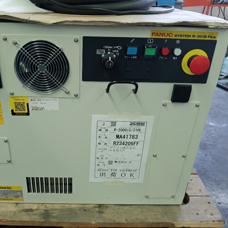 R-2000iC210L中古ファナックロボット