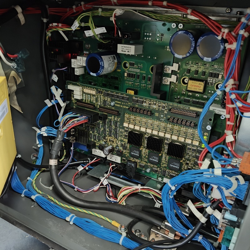 200iC-5WP 中古ファナックロボット