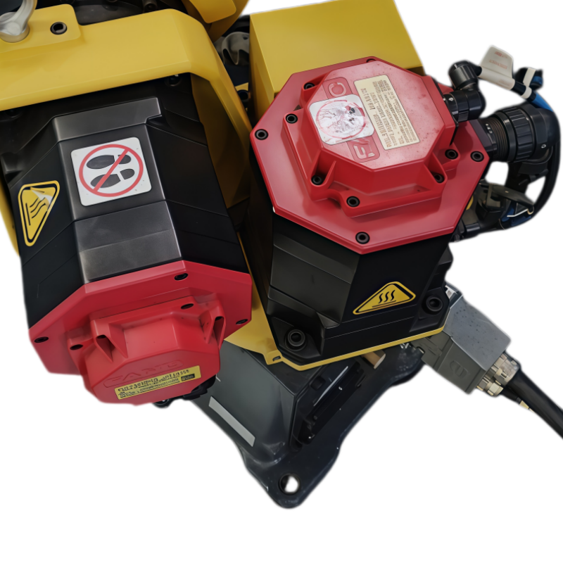 100iC-12 中古ファナックロボット