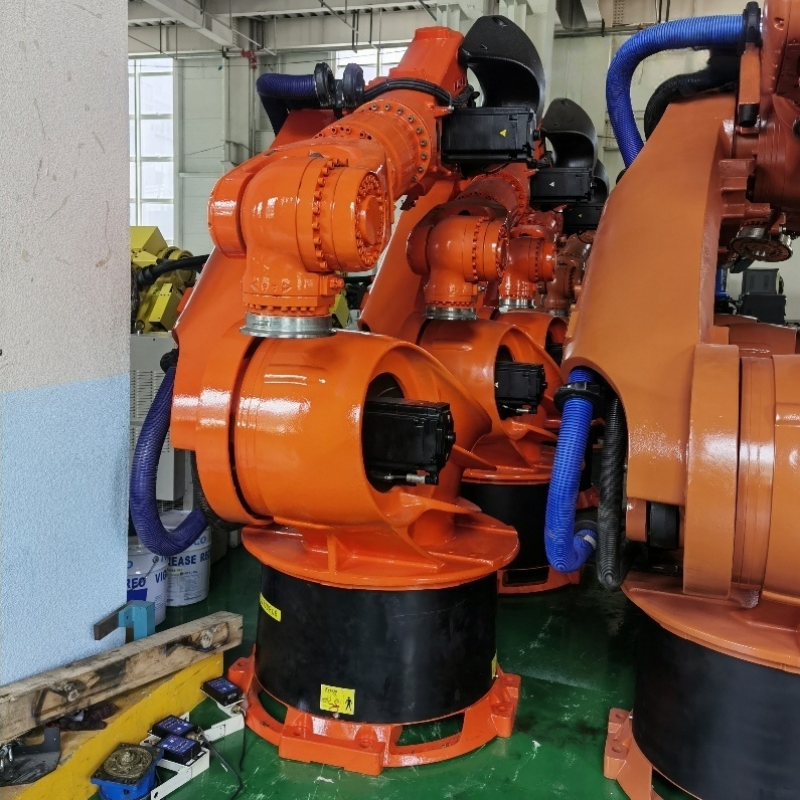 VKR360R2825 中古KUKAロボット
