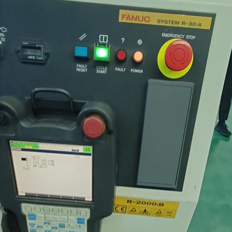R-2000iB170CF 中古ファナックロボット