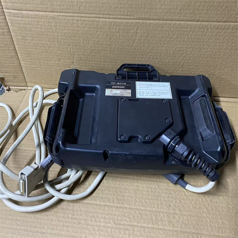 TP-RC7/8 中古ティーチペンダント