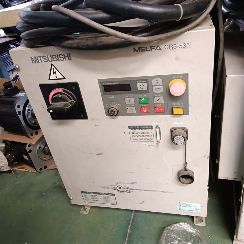 R612CPU-B 中古三菱ロボット部品