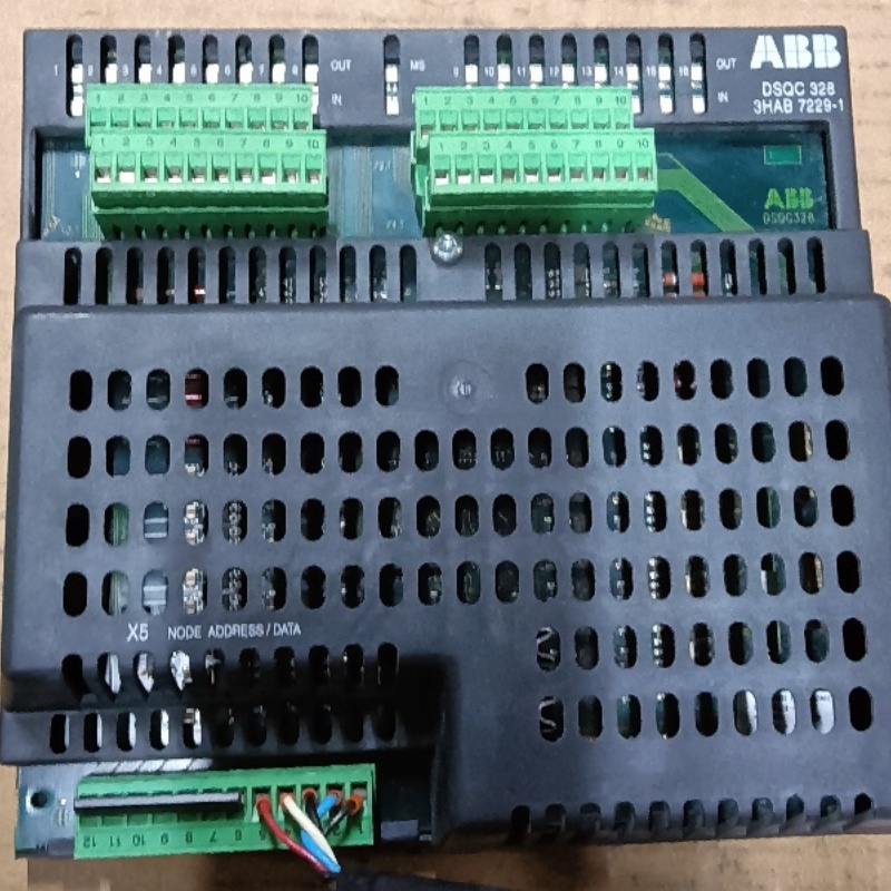 DSQC328 中古のロボット部品