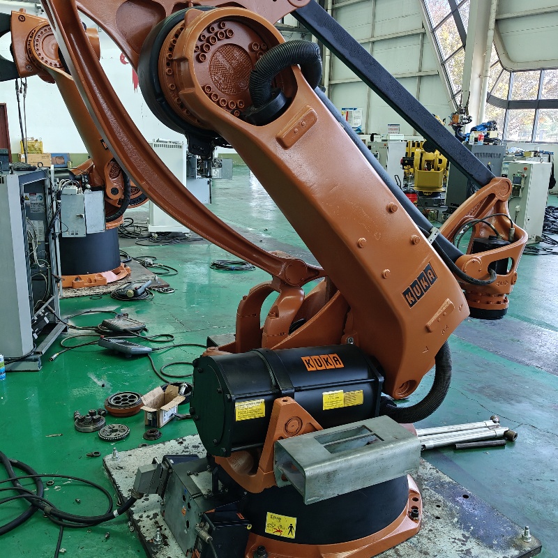 KR180-2PA 中古KUKAロボット