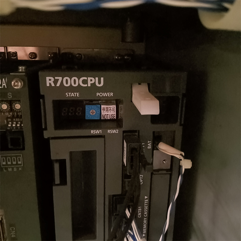 R700CPU 中古三菱ロボット部品