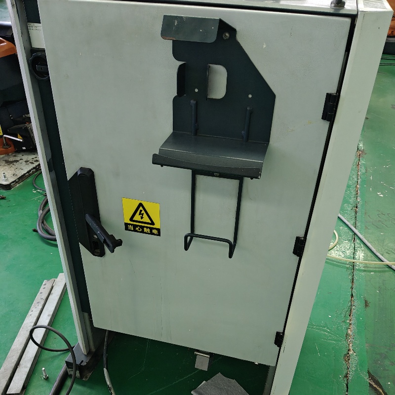 KR180-2PA 中古KUKAロボット